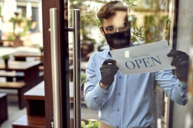 7 Design Mistakes That Weaken Commercial Signage Visibility