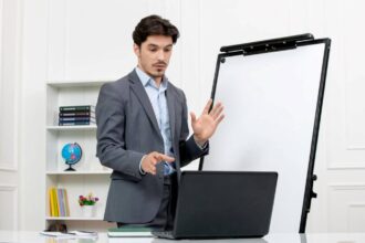 Choosing the Right e-Learning Authoring Tool for Your Business: A Practical Guide for L&D Leaders