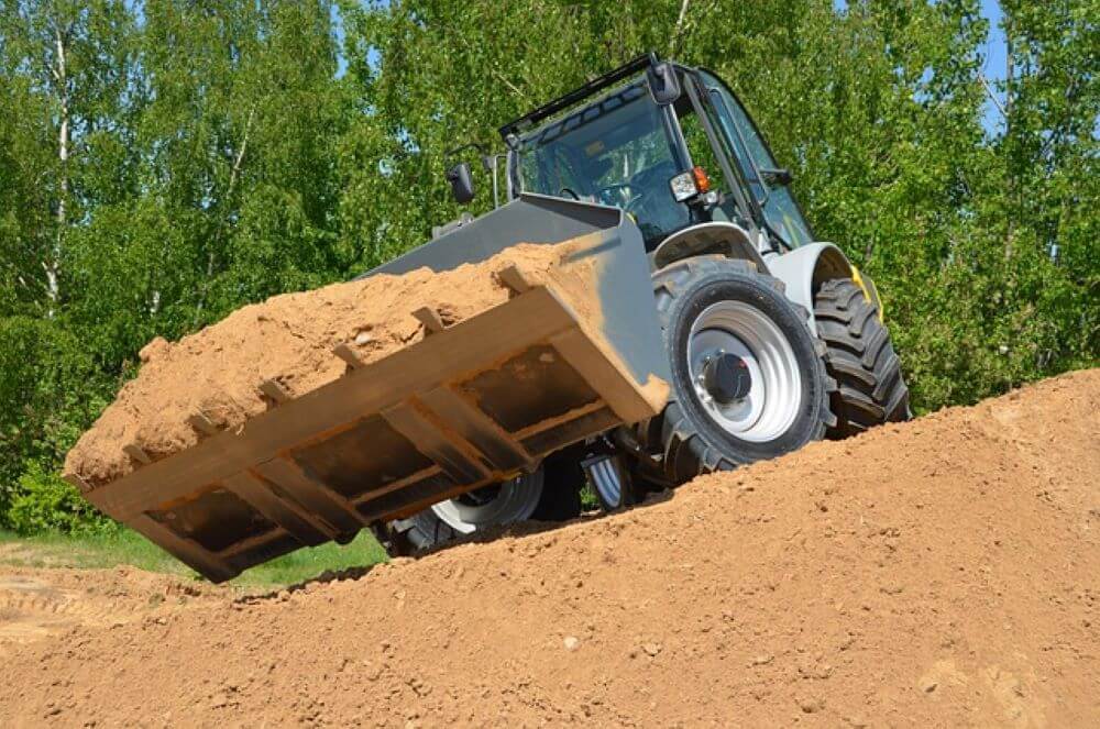Financing vs. Outright Purchase: A Decision Framework for Major Equipment Buys